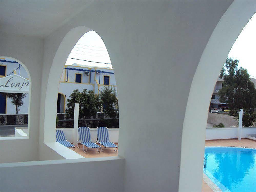 Готель Privee Santorini Періса Екстер'єр фото